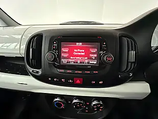 Used 2015 Fiat 500L Pop Star White - Interior and Exterior details 11