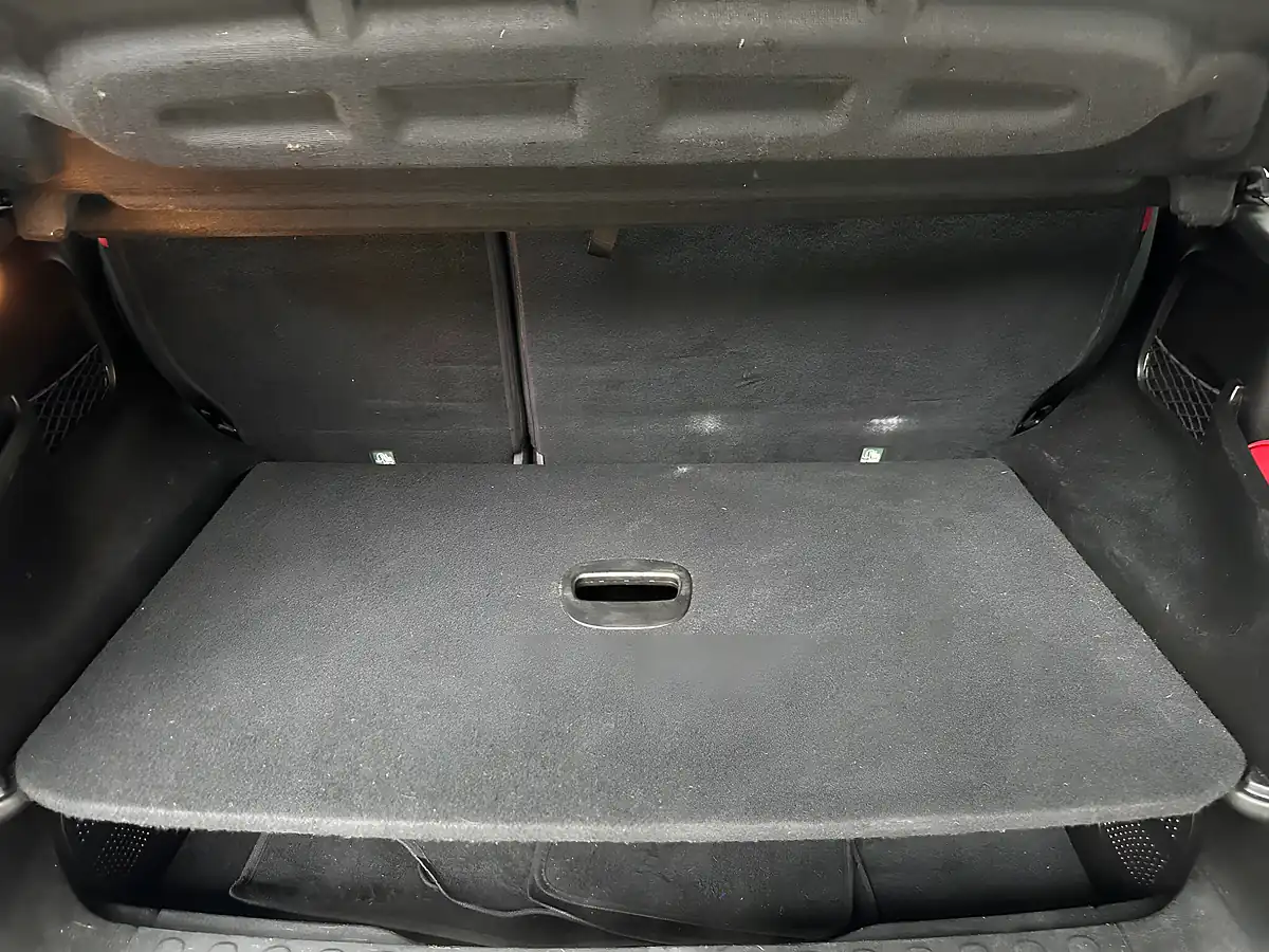 Used 2015 Fiat 500L Pop Star White - Interior and Exterior details 13