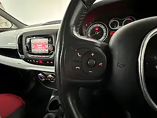 Used 2015 Fiat 500L Pop Star White - Interior and Exterior details 9