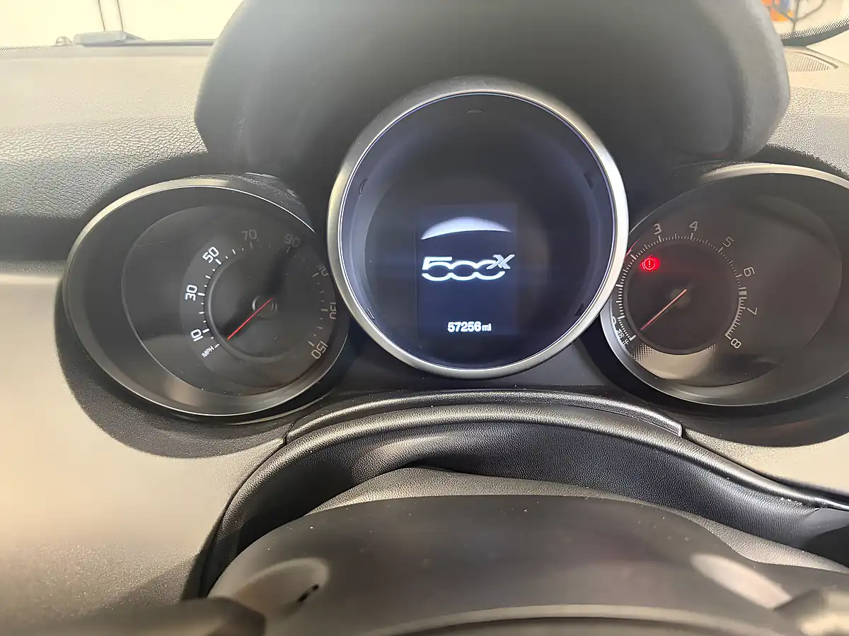 Used 2015 Fiat 500X Cross Amalfi Yellow - Interior and Exterior details 14
