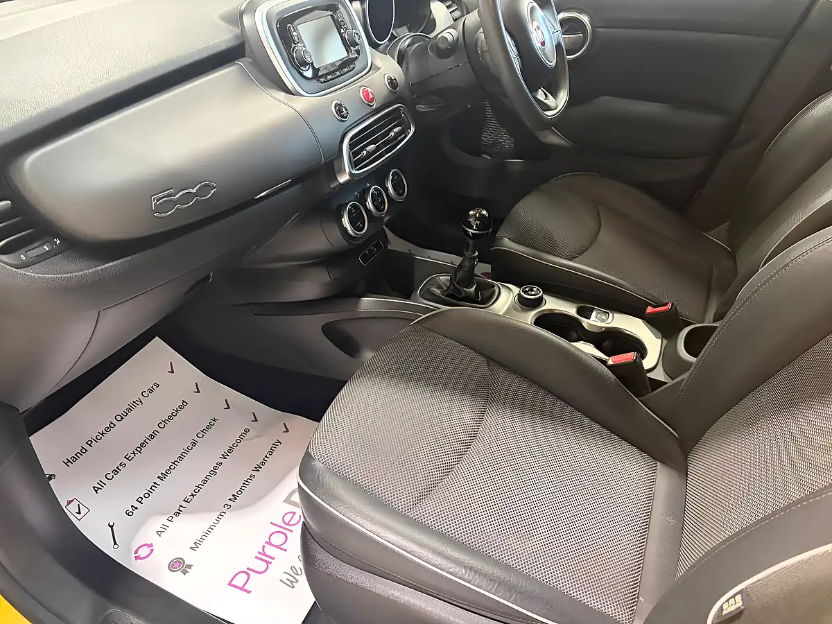 Used 2015 Fiat 500X Cross Amalfi Yellow - Interior and Exterior details 17