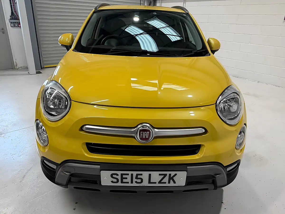 Used 2015 Fiat 500X Cross Amalfi Yellow - Interior and Exterior details 7