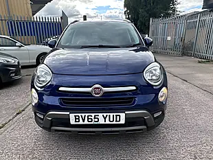 Used 2015 Fiat 500X Cross Blue - Interior and Exterior details 13