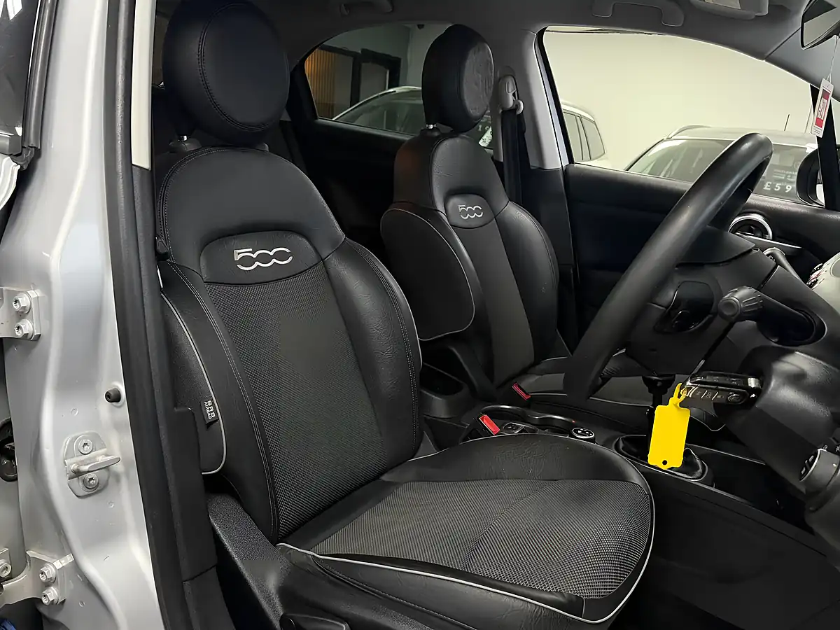 Used 2015 Fiat 500X Cross Grey - Interior and Exterior details 14