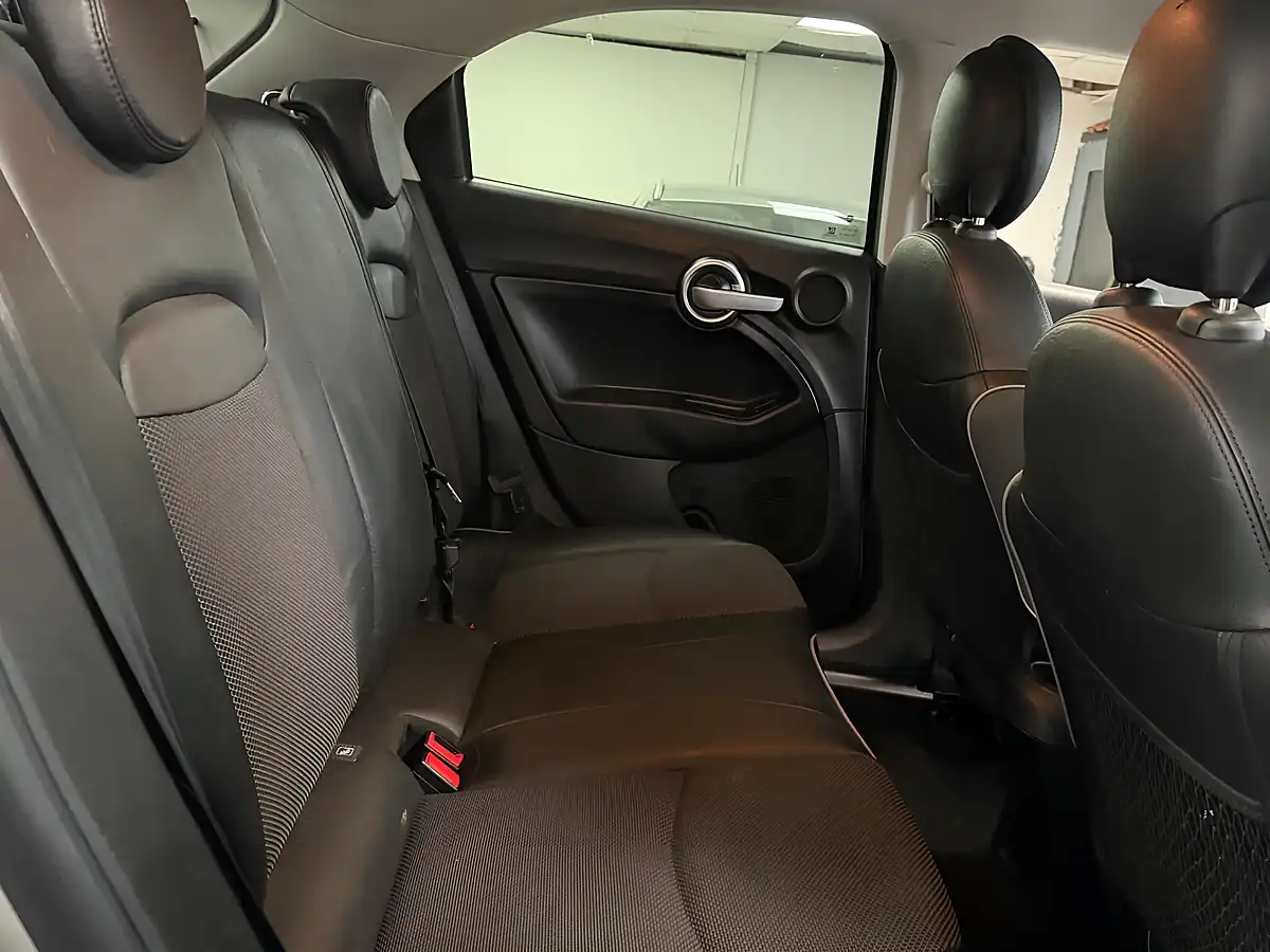 Used 2015 Fiat 500X Cross Grey - Interior and Exterior details 18