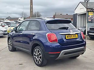 Used 2015 Fiat 500X Cross Plus Blue - Interior and Exterior details 11