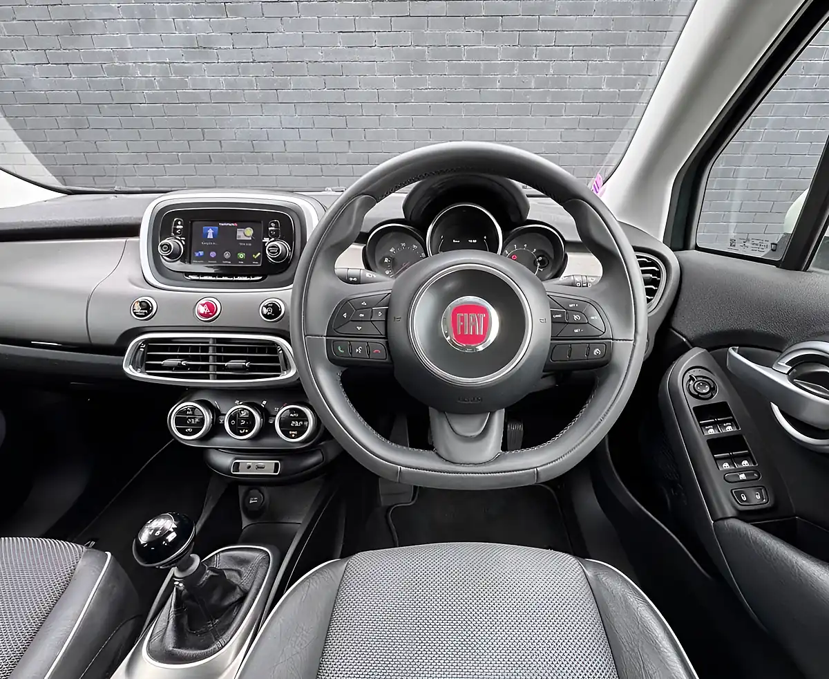 Used 2015 Fiat 500x Cross Plus Toscana Green Met - Interior and Exterior details 20