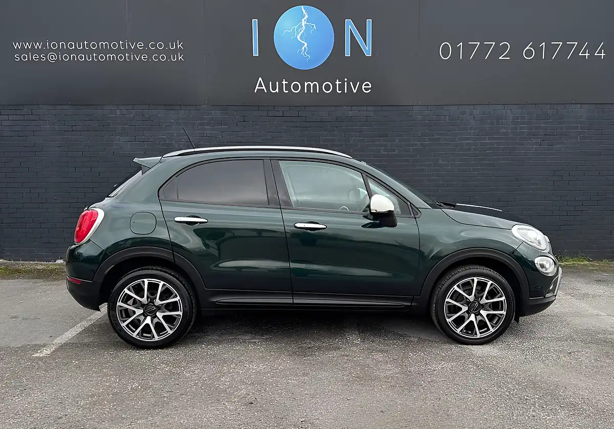 Used 2015 Fiat 500x Cross Plus Toscana Green Met - Interior and Exterior details 3