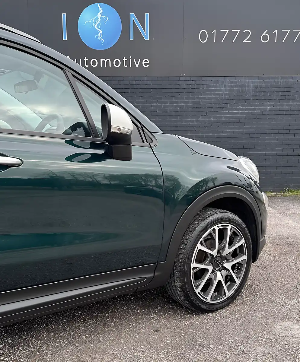 Used 2015 Fiat 500x Cross Plus Toscana Green Met - Interior and Exterior details 9