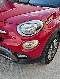 Used 2015 Fiat 500X Cross Red - Interior and Exterior details 17