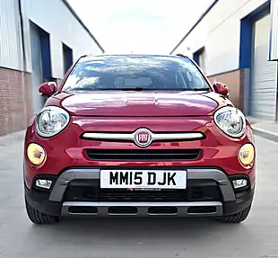 Used 2015 Fiat 500X Cross Red - Interior and Exterior details 4