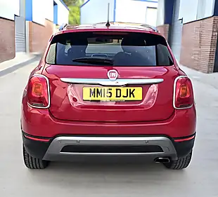 Used 2015 Fiat 500X Cross Red - Interior and Exterior details 8