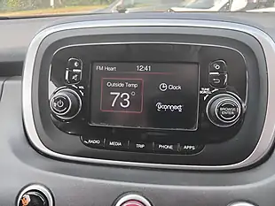 Used 2015 Fiat 500X Cross White - Interior and Exterior details 12