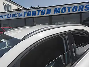 Used 2015 Fiat 500X Cross White - Interior and Exterior details 16