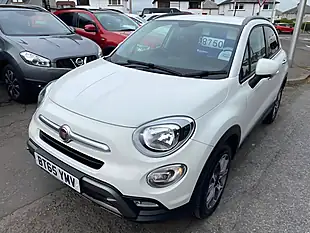 Used 2015 Fiat 500X Cross White - Interior and Exterior details 2