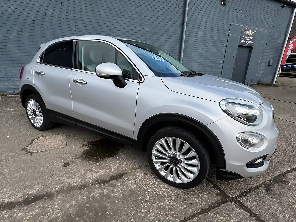 Used 2015 Fiat 500X Lounge Argento Grey - Interior and Exterior details 9