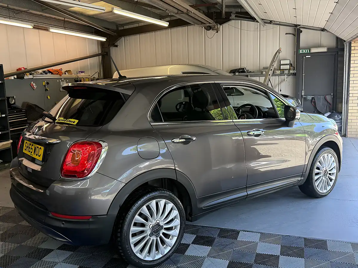 Used 2015 Fiat 500X Lounge Bronze - Interior and Exterior details 6