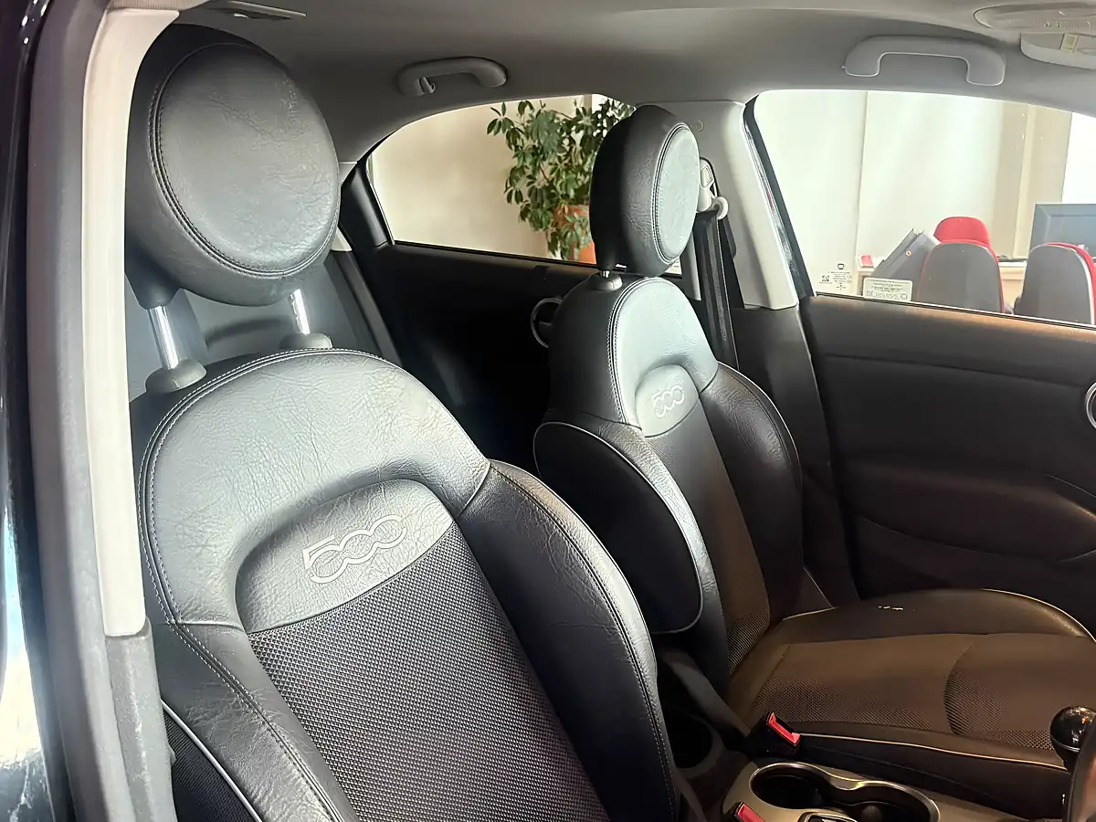 Used 2015 Fiat 500X Off-Road Look Cross Black - Interior and Exterior details 13