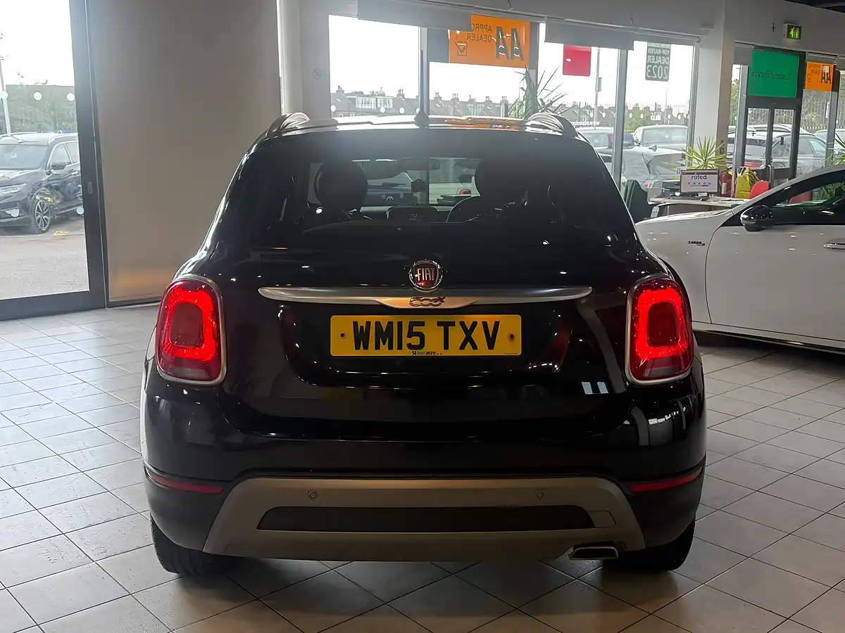 Used 2015 Fiat 500X Off-Road Look Cross Black - Interior and Exterior details 7