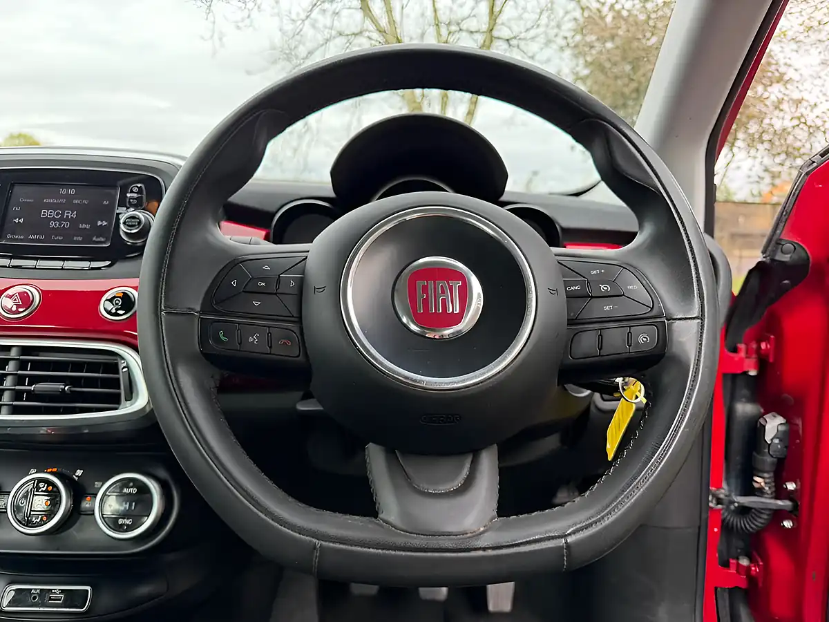 Used 2015 Fiat 500X Pop Star Red - Interior and Exterior details 17