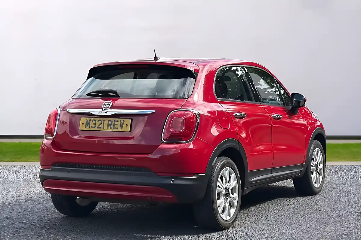 Used 2015 Fiat 500X Pop Star Red - Interior and Exterior details 7
