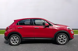 Used 2015 Fiat 500X Pop Star Red - Interior and Exterior details 8