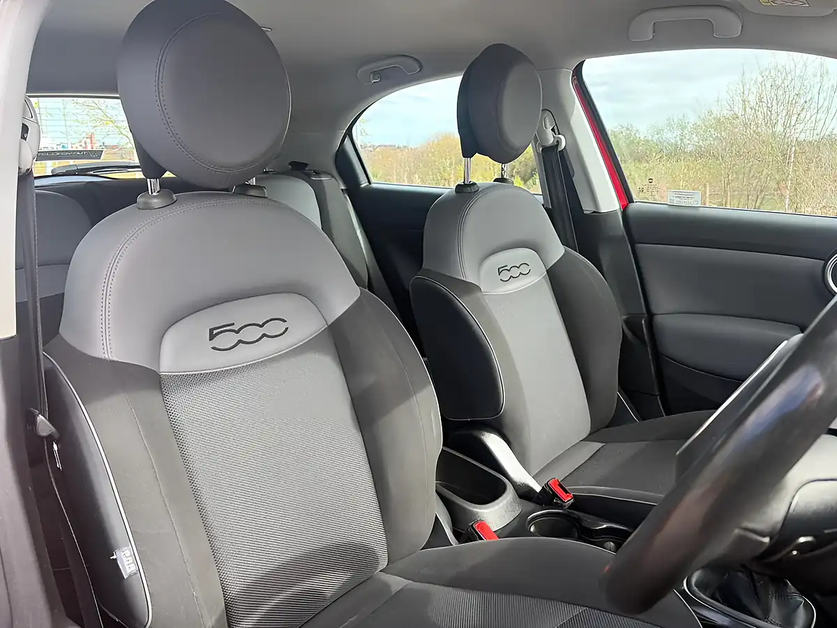 Used 2015 Fiat 500X Red - Interior and Exterior details 12