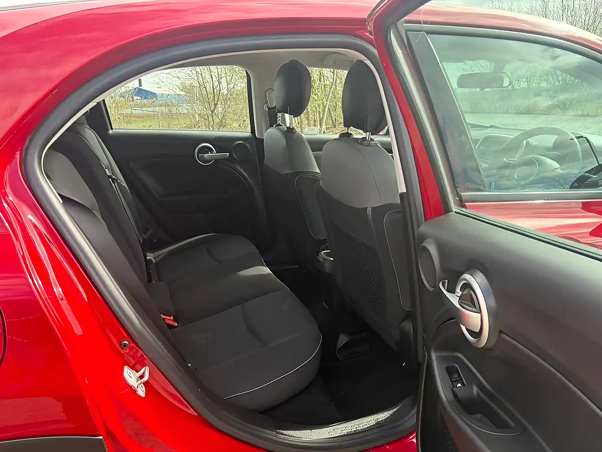 Used 2015 Fiat 500X Red - Interior and Exterior details 14