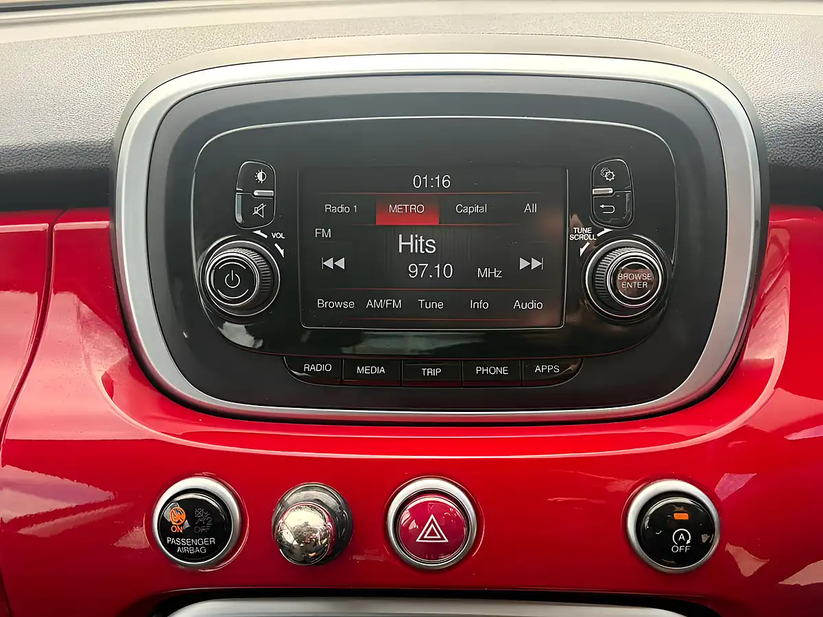 Used 2015 Fiat 500X Red - Interior and Exterior details 18