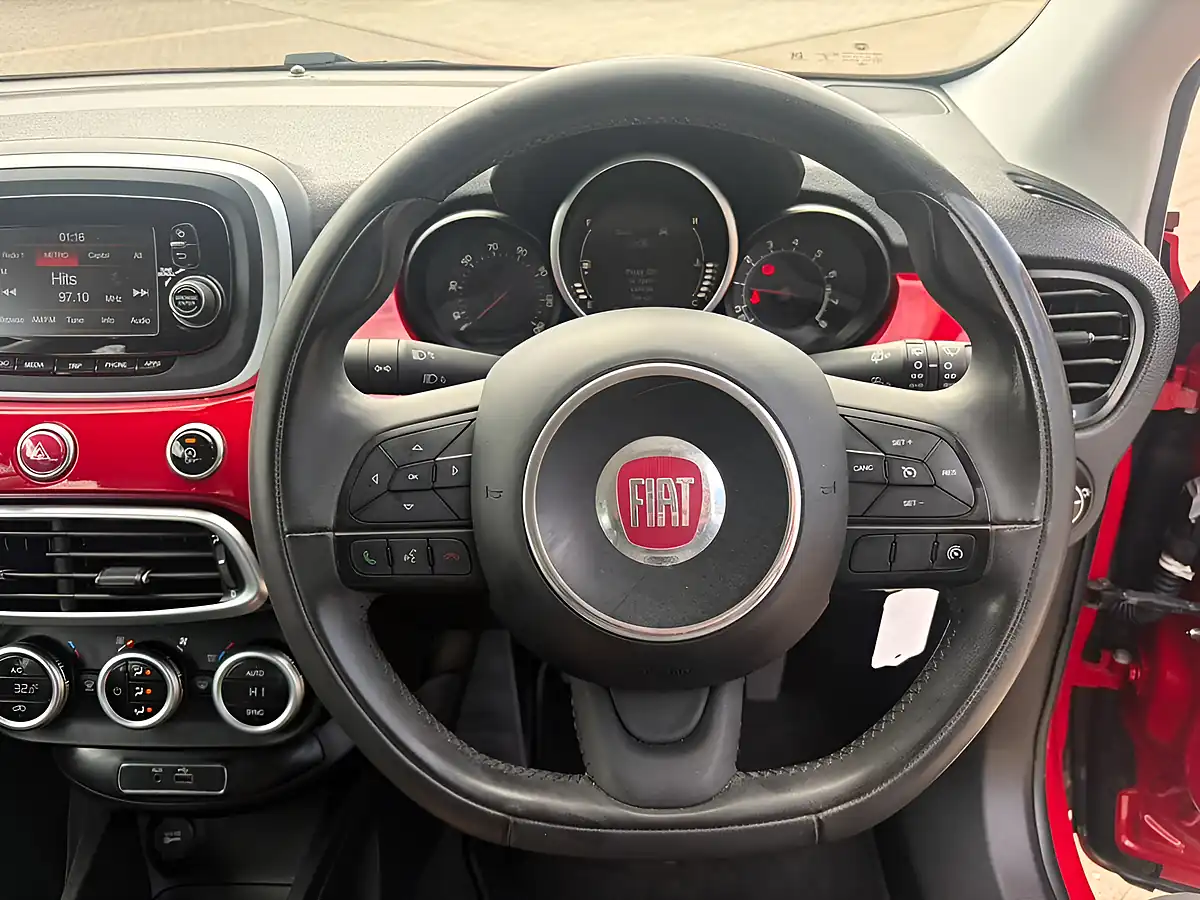 Used 2015 Fiat 500X Red - Interior and Exterior details 19