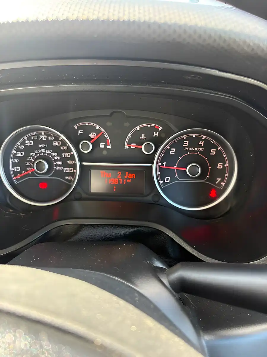 Used 2015 Fiat Doblo Active - Interior and Exterior details 9