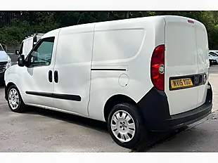 Used 2015 Fiat Doblo Maxi L2 H1 White - Interior and Exterior details 12