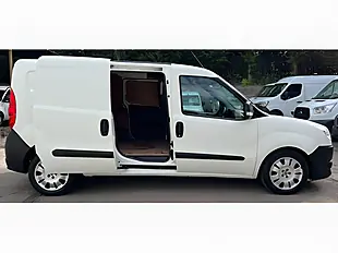 Used 2015 Fiat Doblo Maxi L2 H1 White - Interior and Exterior details 8