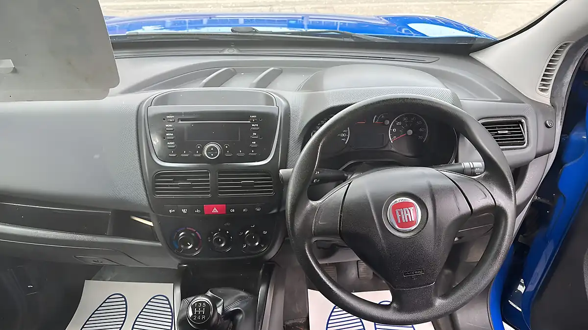 Used 2015 Fiat Doblo Sx Blue - Interior and Exterior details 10