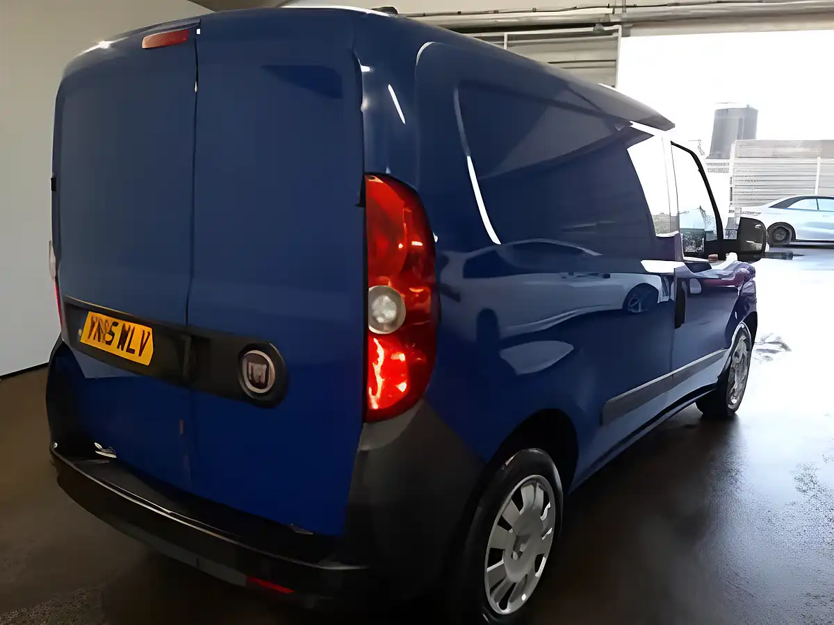 Used 2015 Fiat Doblo Sx Blue - Interior and Exterior details 5