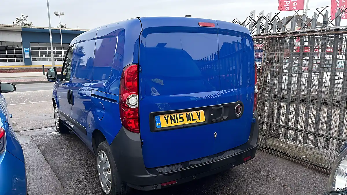 Used 2015 Fiat Doblo Sx Blue - Interior and Exterior details 9