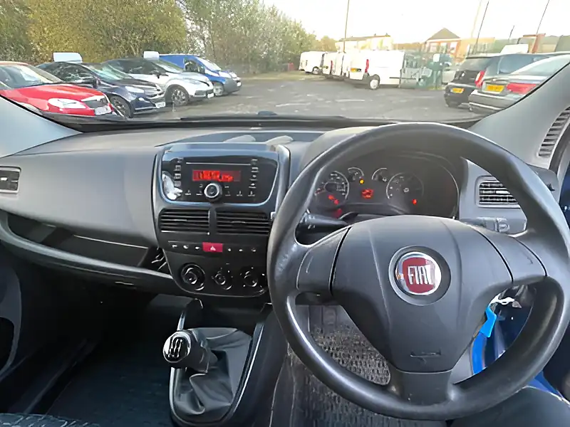 Used 2015 Fiat Doblo Sx Blue - Interior and Exterior details 13
