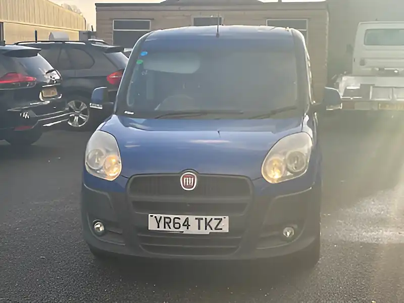 Used 2015 Fiat Doblo Sx Blue - Interior and Exterior details 3