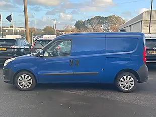 Used 2015 Fiat Doblo Sx Blue - Interior and Exterior details 4