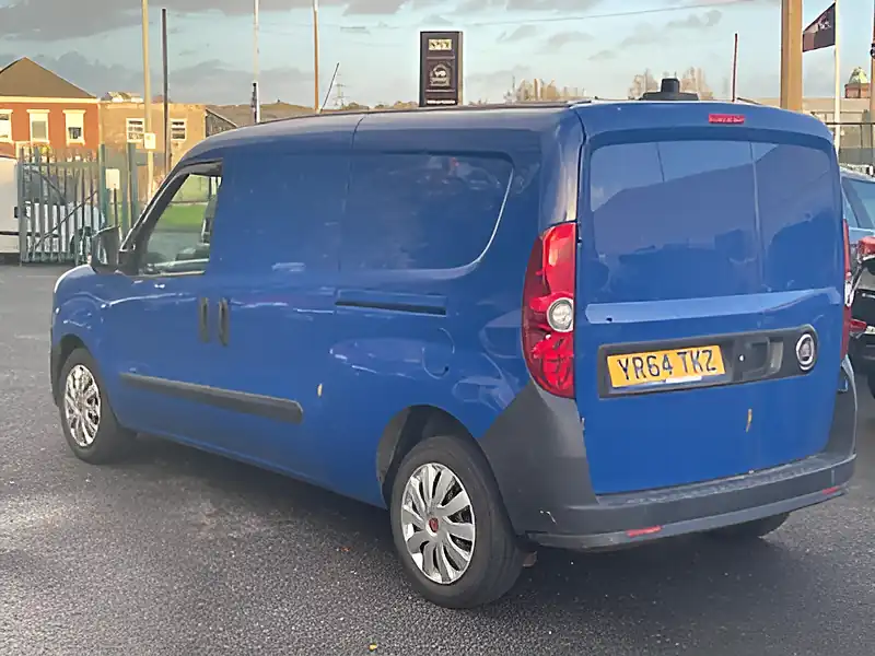 Used 2015 Fiat Doblo Sx Blue - Interior and Exterior details 6