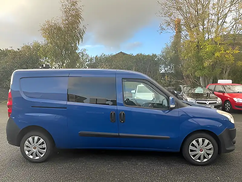 Used 2015 Fiat Doblo Sx Blue - Interior and Exterior details 8