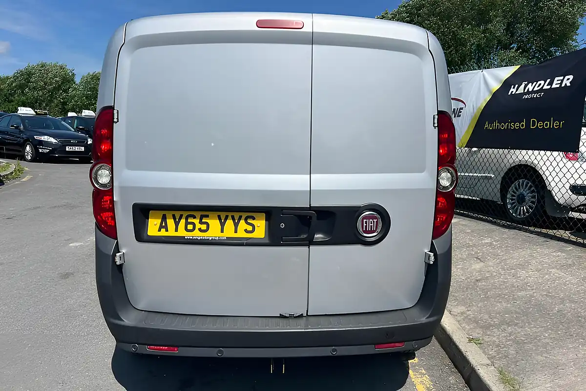 Used 2015 Fiat Doblo Sx Silver - Interior and Exterior details 4