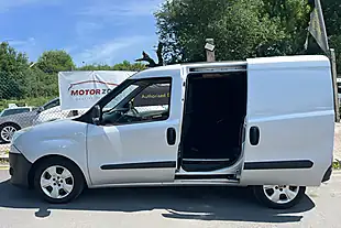 Used 2015 Fiat Doblo Sx Silver - Interior and Exterior details 5