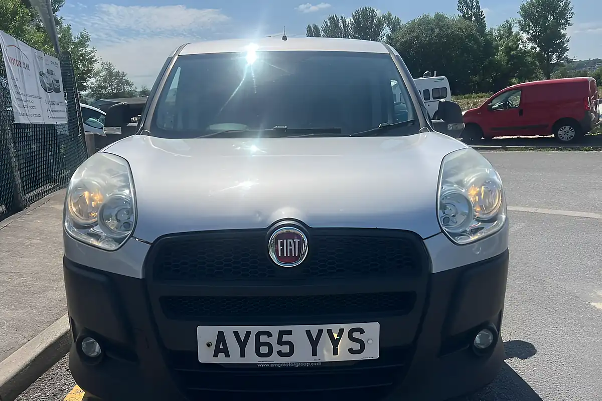 Used 2015 Fiat Doblo Sx Silver - Interior and Exterior details 7
