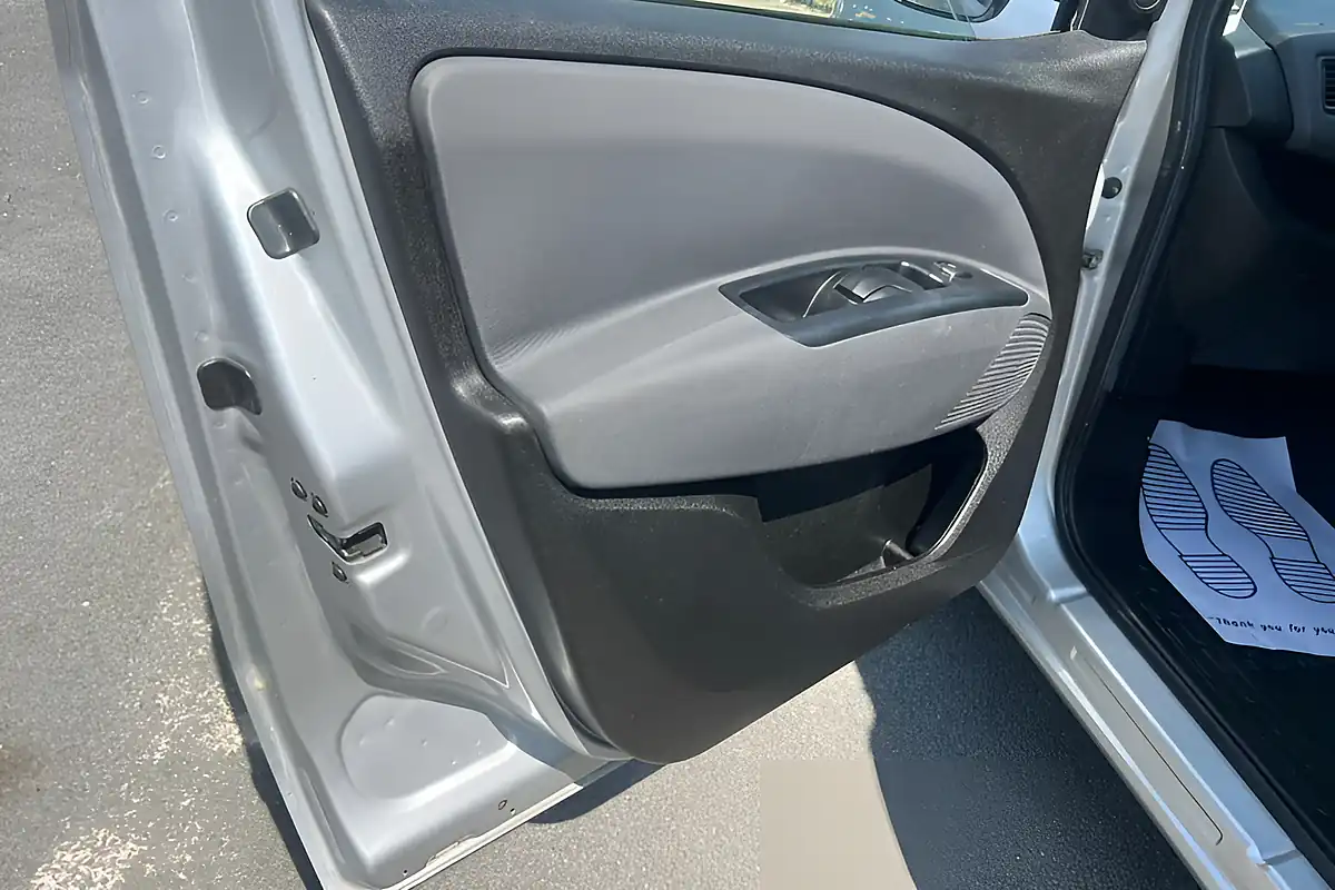 Used 2015 Fiat Doblo Sx Silver - Interior and Exterior details 8