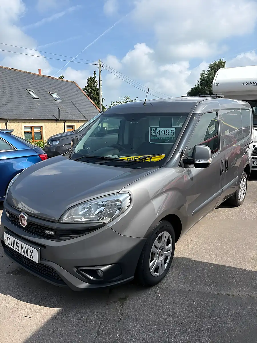 Used 2015 Fiat Doblo Sx Tecnico Grey - Front View