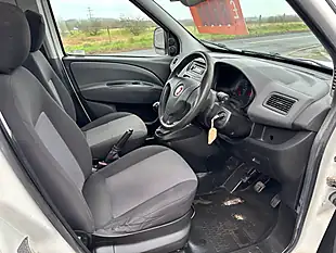 Used 2015 Fiat Doblo Work Up White - Interior and Exterior details 10