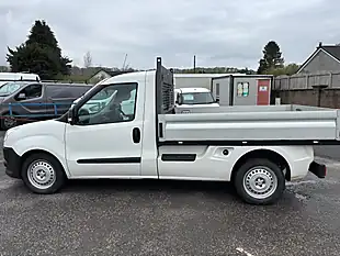 Used 2015 Fiat Doblo Work Up White - Interior and Exterior details 6