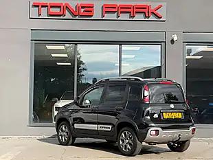 Used 2015 Fiat Panda Cross Black - Interior and Exterior details 5