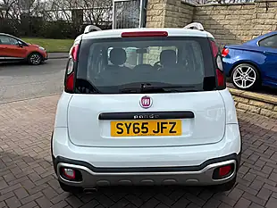 Used 2015 Fiat Panda Cross White - Interior and Exterior details 8